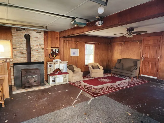 $439,900 | 140 South Main Street, Coventry, RI 02816