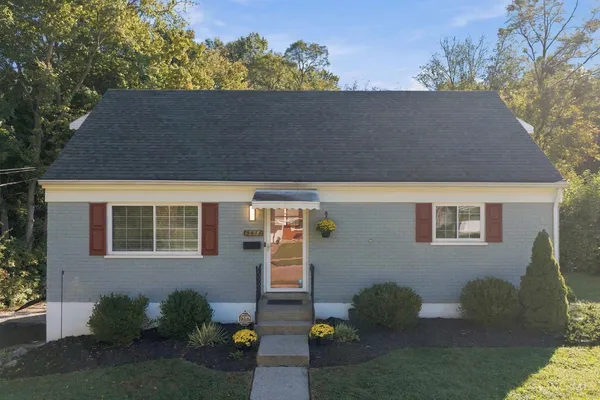 $259,000 | 5434 Whitmore Drive, Cincinnati, OH 45238