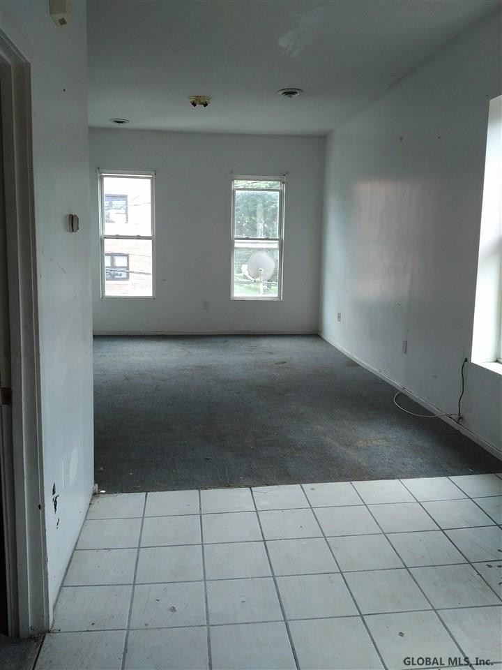 505 Hamilton Street Schenectady, NY 12305 - Photo 2 of 8 Photo 2