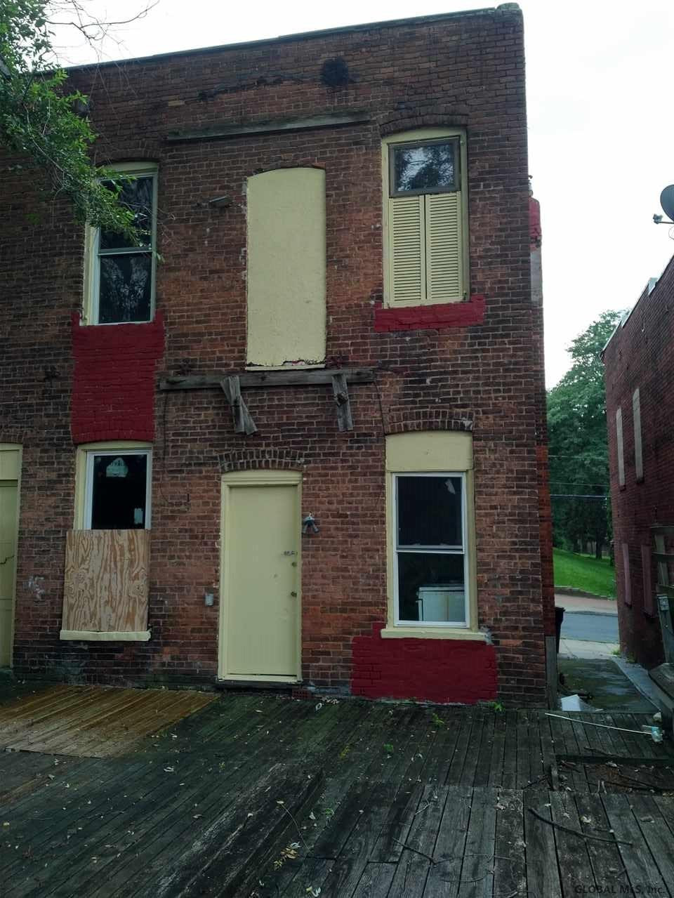 505 Hamilton Street Schenectady, NY 12305 - Photo 8 of 8 Photo 9