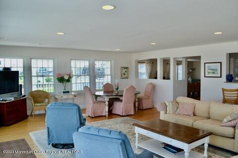 2 Bridge Avenue Bay Head, NJ 08742 - Photo 13 of 24 2Bridge13