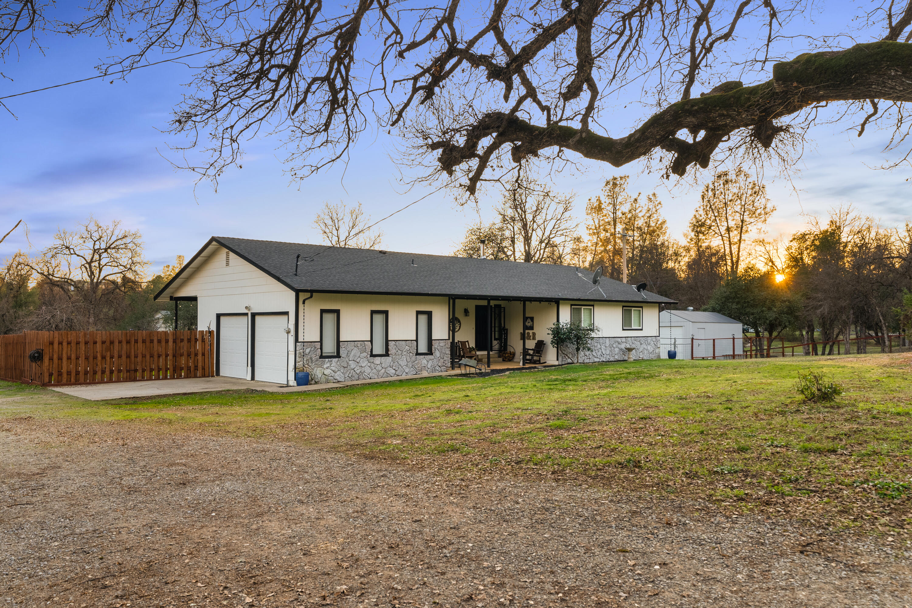 8113 Placer Road Redding, CA 96001 - Photo 1 of 41 Front Exterior