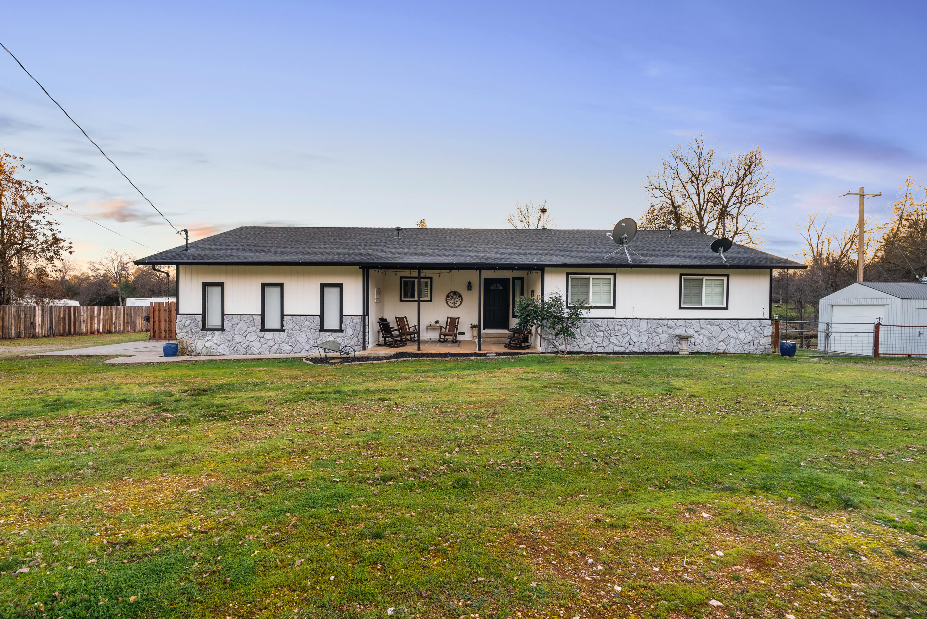 8113 Placer Road Redding, CA 96001 - Photo 2 of 41 Front Exterior