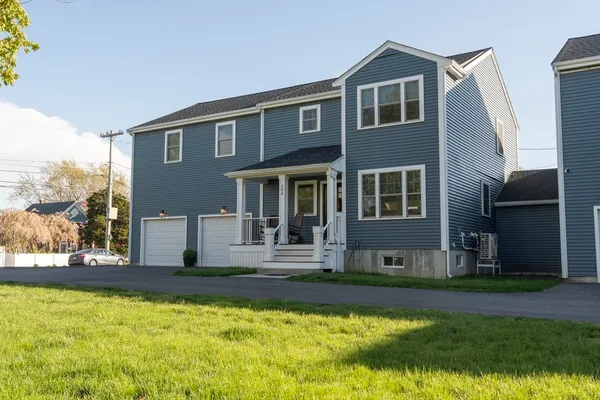$529,000 | 294 Huttleston Avenue, Unit 1, Fairhaven, MA 02719
