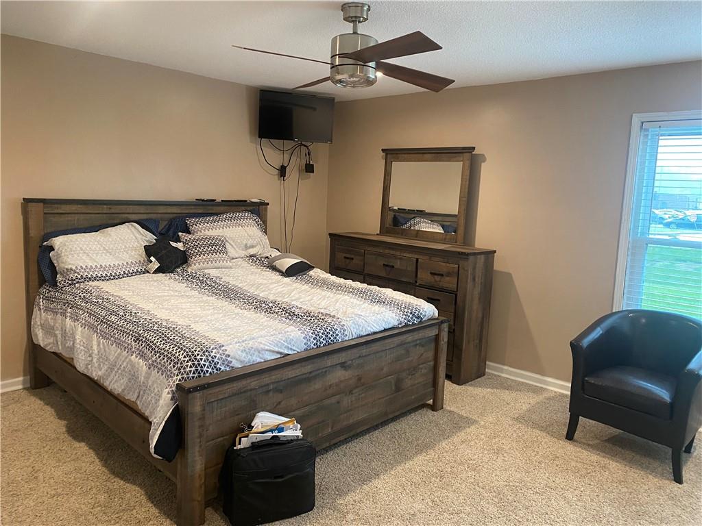 9609 Sycamore Road Carmel, IN 46032 - Photo 4 of 15 Gallery Image 4