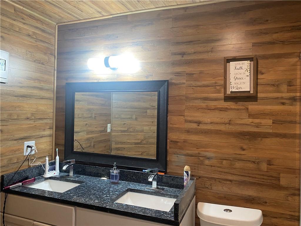 9609 Sycamore Road Carmel, IN 46032 - Photo 5 of 15 Gallery Image 5