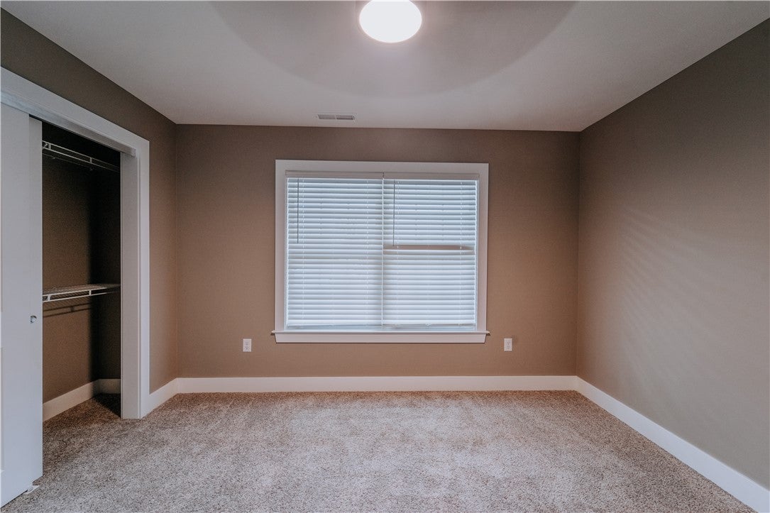 4534 West Ridgewood Road Springfield, OH 45503 - Photo 14 of 24 Gallery Image 14