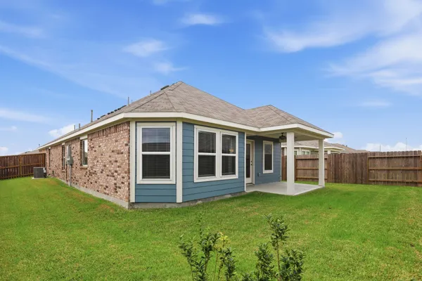 $2,300 | 3318 Trl Vw Drive, Rosenberg, TX 77471