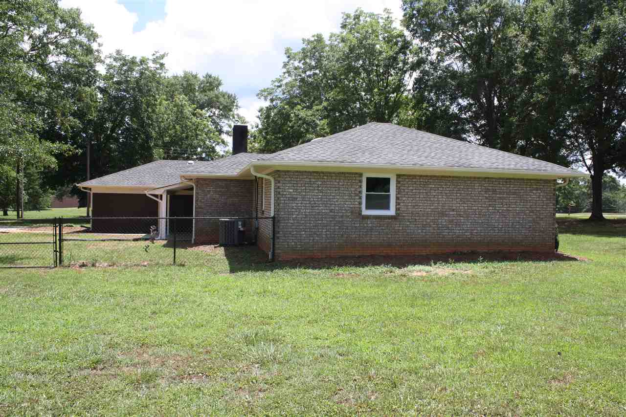 1949 East Blackstock Road Roebuck, SC 29376 - Photo 8 of 36 Gallery Image 8