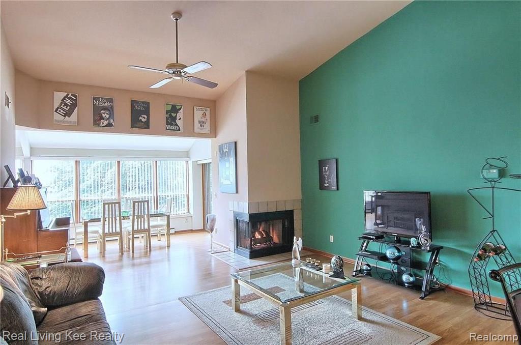 875 Green View Court, Unit 64 Rochester Hills, MI 48307 - Photo 6 of 31