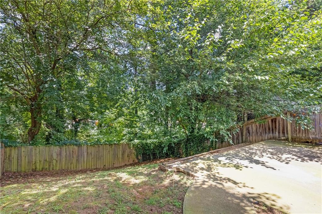 725 Anderson Walk Marietta, GA 30062 - Photo 22 of 28