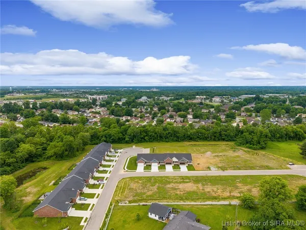 $305,900 | 3206 Asher Way, Unit LOT 127, Jeffersonville, IN 47130