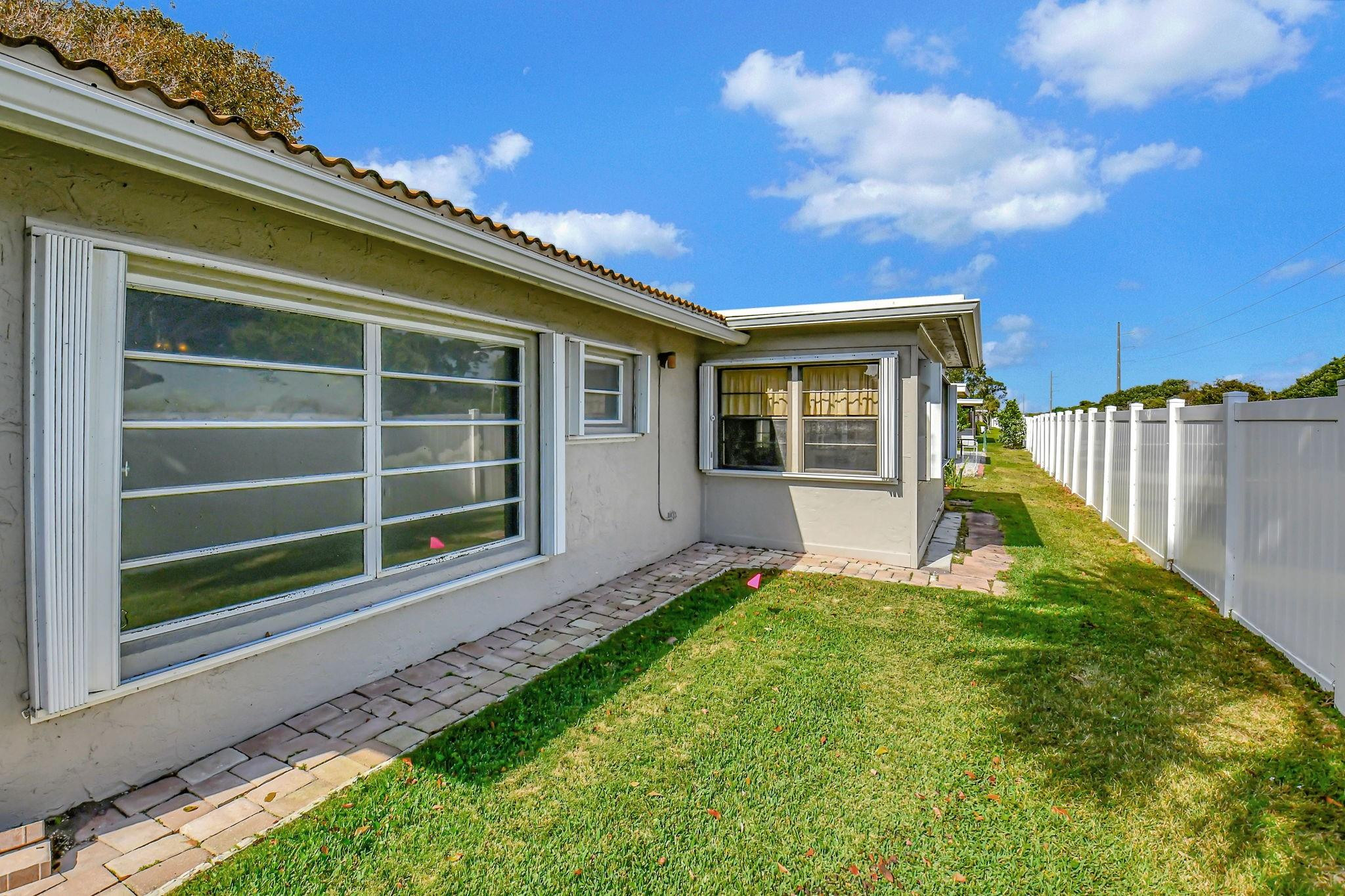 22048 Colony Drive Boca Raton, FL 33433 - Photo 5 of 51 Photo 5