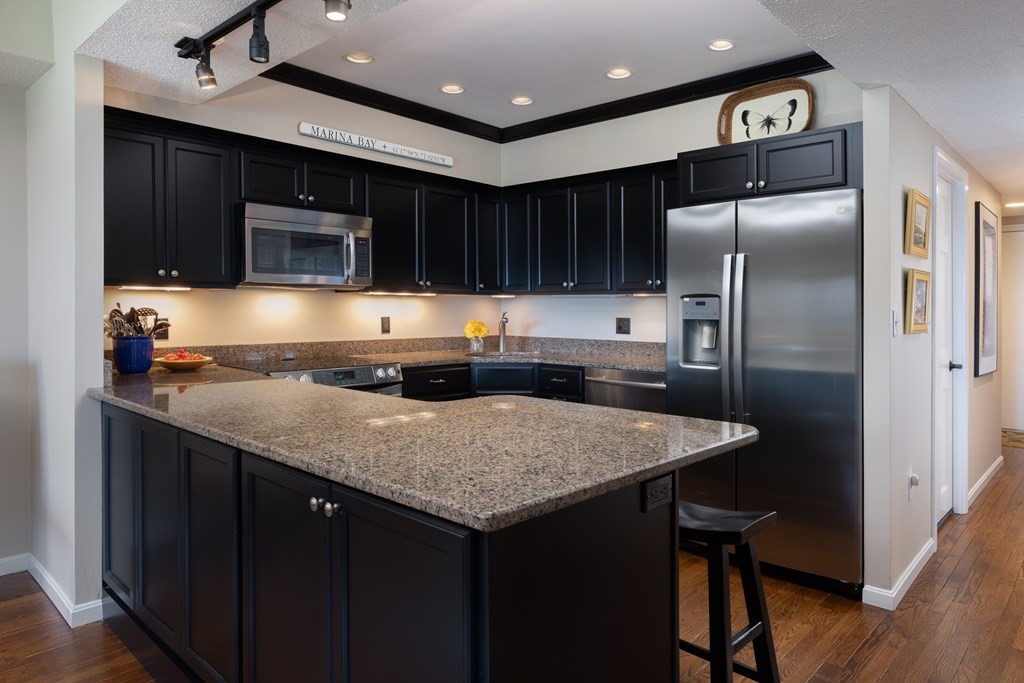 86 Harbourside Road, Unit 86 Quincy, MA 02171 - Photo 5 of 23 Gallery Image 5