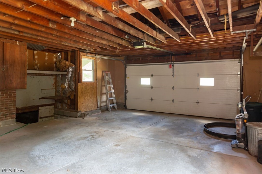 8279 Cedar Road Chesterland, OH 44026 - Photo 28 of 31 Gallery Image 28