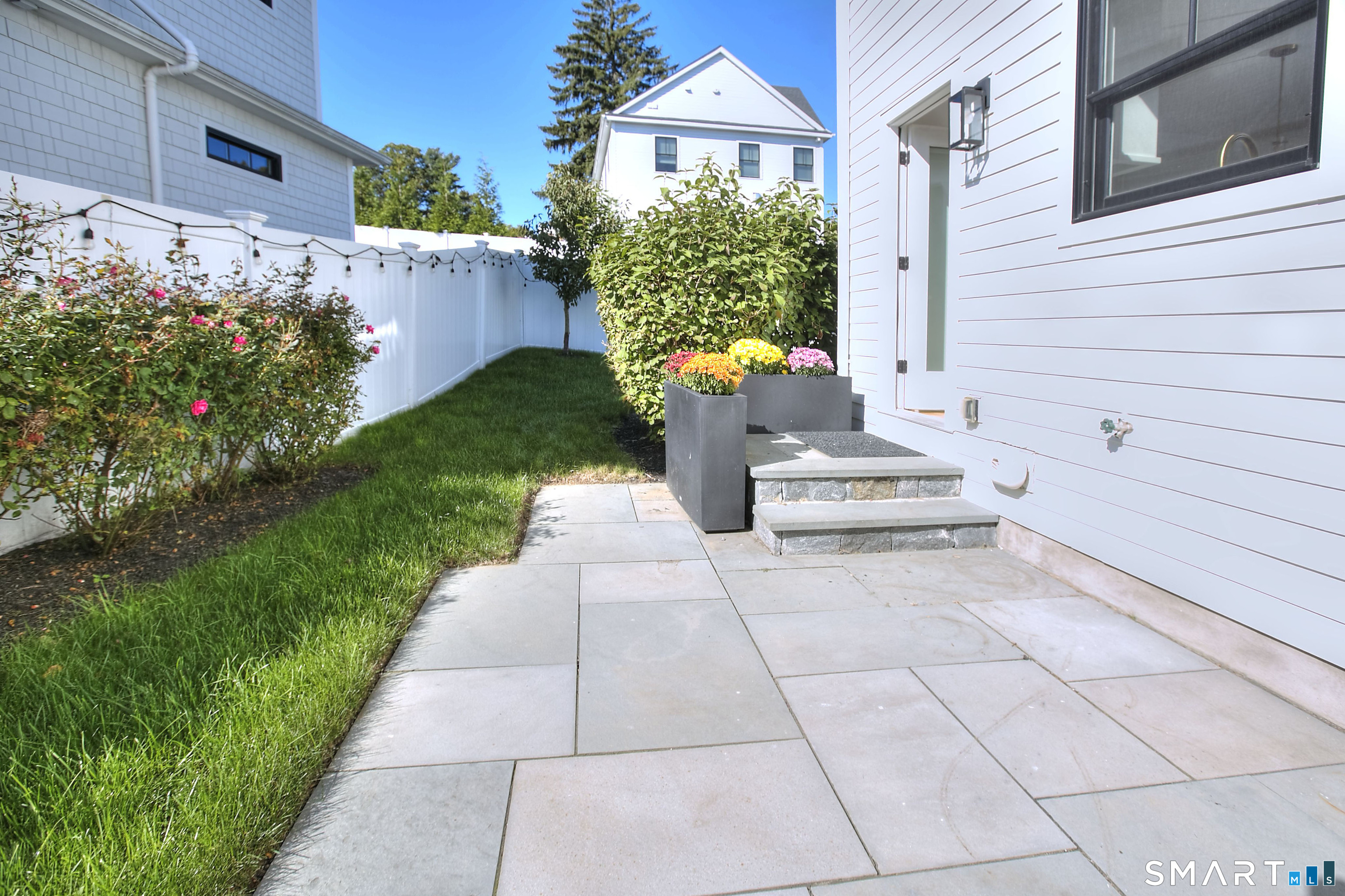 1 Sunrise Road, Unit B Westport, CT 06880 - Photo 34 of 39 Gallery Image 34