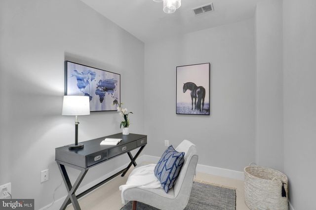 $410,000 | 5201 Wisconsin Avenue Northwest, Unit 402, Washington, DC 20015