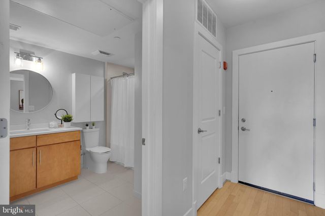 $410,000 | 5201 Wisconsin Avenue Northwest, Unit 402, Washington, DC 20015