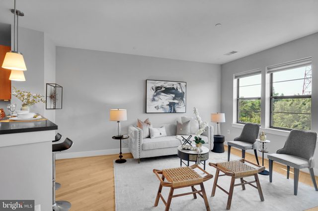 $410,000 | 5201 Wisconsin Avenue Northwest, Unit 402, Washington, DC 20015