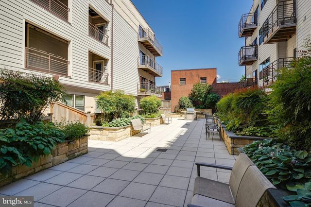 $410,000 | 5201 Wisconsin Avenue Northwest, Unit 402, Washington, DC 20015