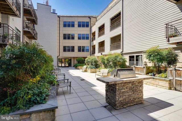 $410,000 | 5201 Wisconsin Avenue Northwest, Unit 402, Washington, DC 20015