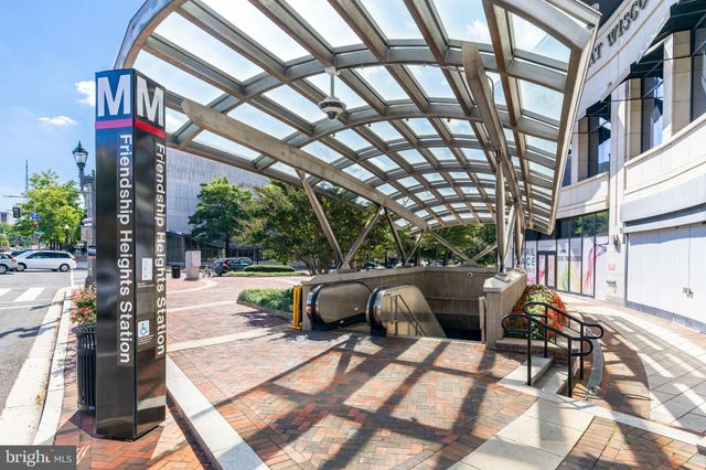 $410,000 | 5201 Wisconsin Avenue Northwest, Unit 402, Washington, DC 20015