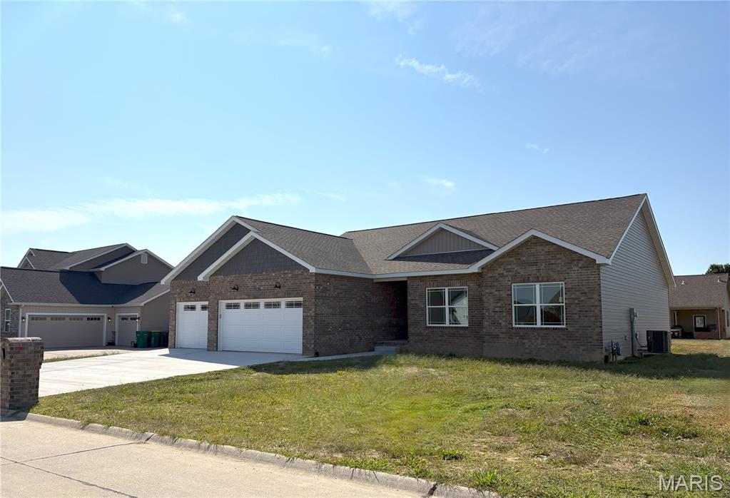 201 Adderly Lane Millstadt, IL 62260 - Photo 5 of 37