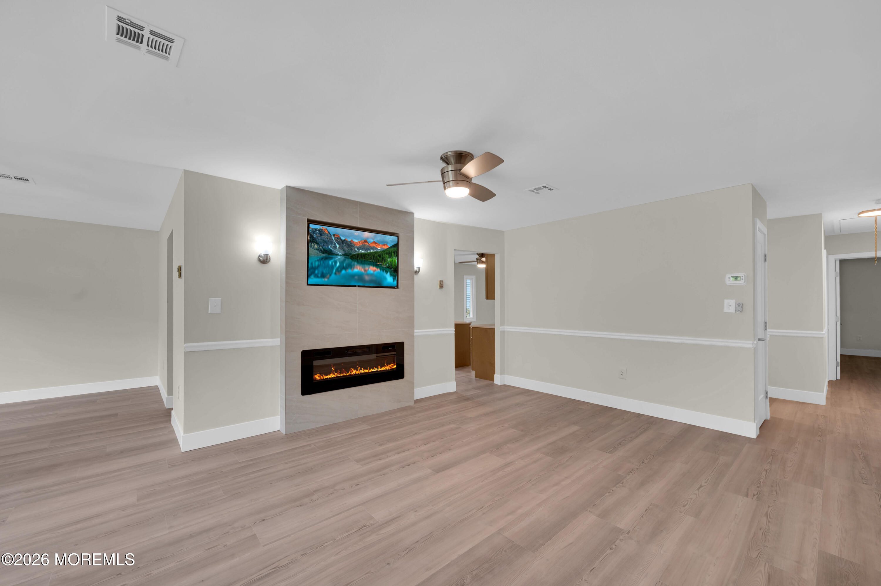 22 Abbey Road Brick, NJ 08723 - Photo 3 of 25 Living 2 (1)