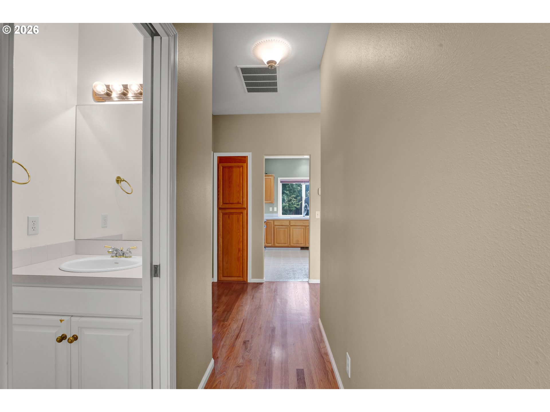 223 Beringer Court Eugene, OR 97404 - Photo 22 of 48 a bathroom with a sink and a mirror