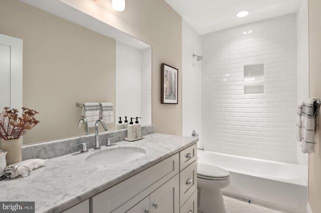 $1,110,000 | 440 Newton Place Northwest, Washington, DC 20010