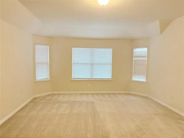$2,000 | 2059 Avondown Road, Forney, TX 75126