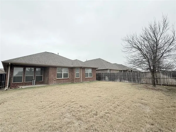 $2,000 | 2059 Avondown Road, Forney, TX 75126