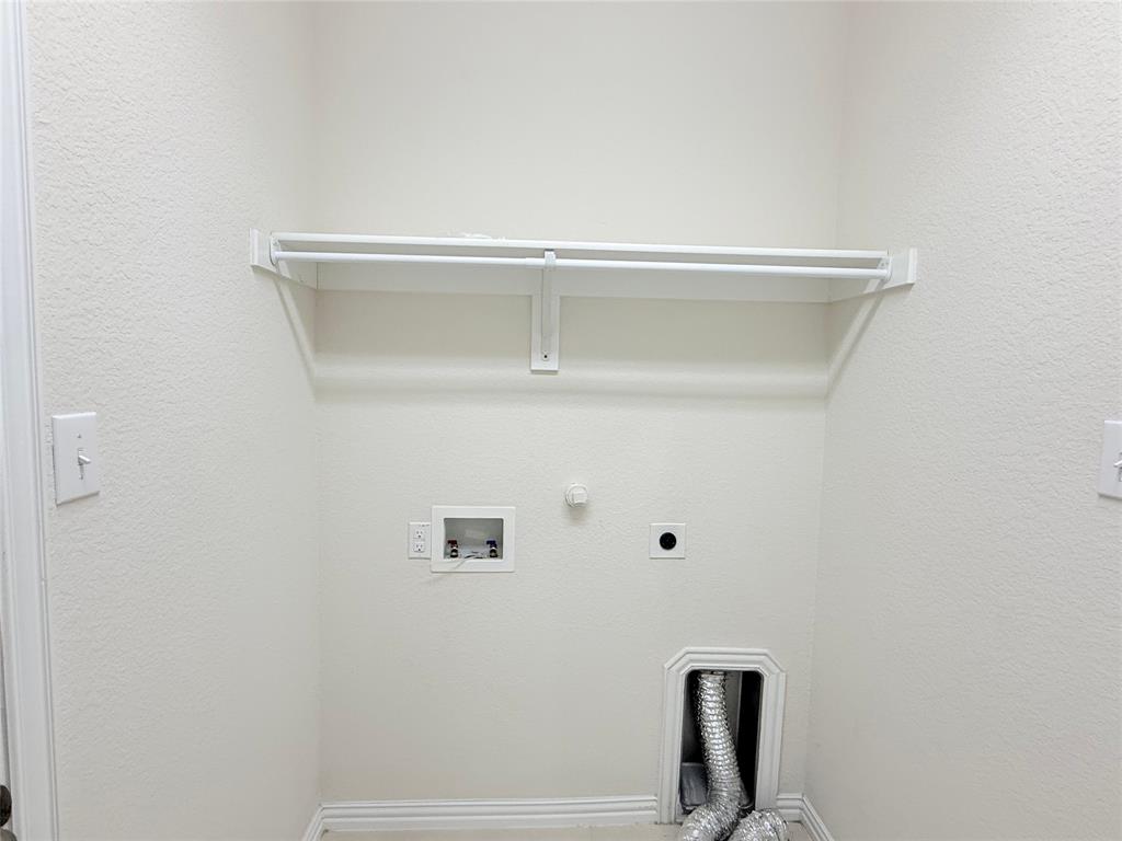 2059 Avondown Road Forney, TX 75126 - Photo 10 of 17