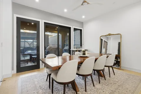 $799,900 | 1334 West Grenshaw Street, Unit 1E, Chicago, IL 60607