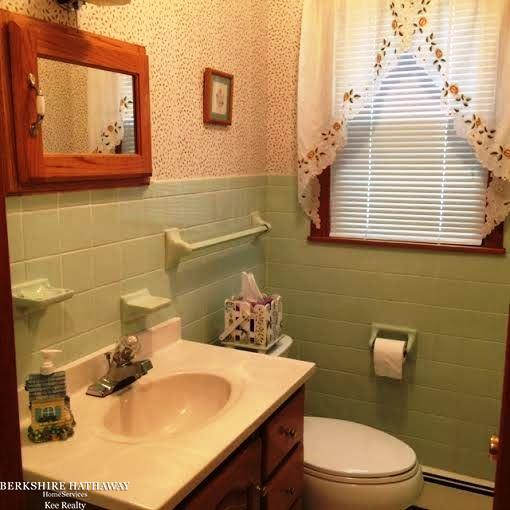 2975 Beach Road Port Huron, MI 48060 - Photo 10 of 26