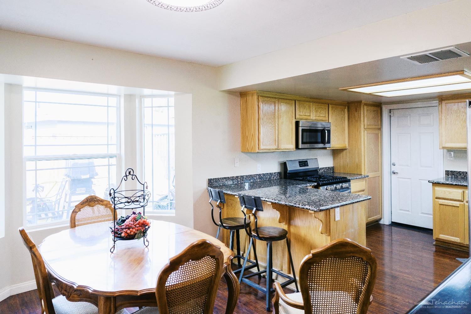 22627 Strawflower Road Tehachapi, CA 93561 - Photo 13 of 44 Gallery Image 13