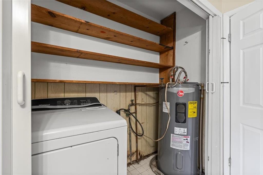 110 A Williams Road Southeast Silver Creek, GA 30173 - Photo 36 of 61 a utility room with dryer and washer