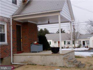 419 Poplar Road Riegelsville, PA 18077 - Photo 3 of 6
