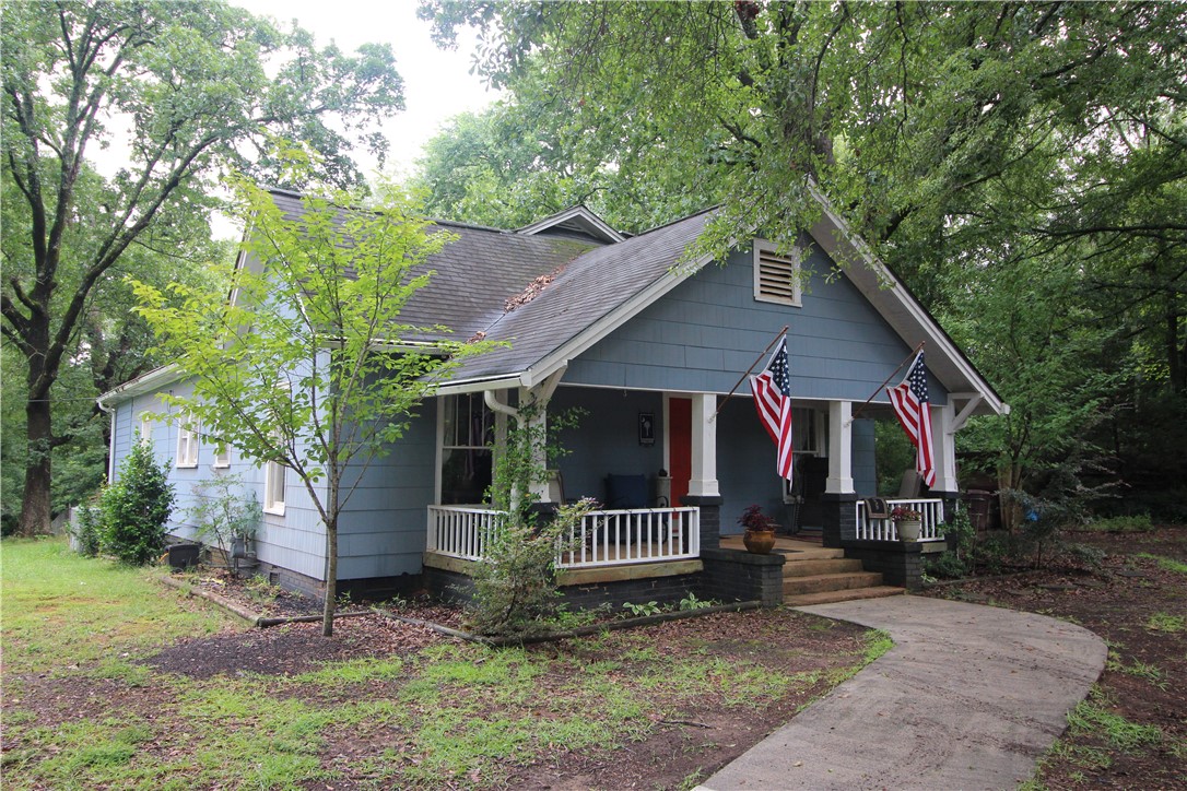 922 Cherry Street Pendleton, SC 29670 - Photo 1 of 24 Charming bungalow on over an acre