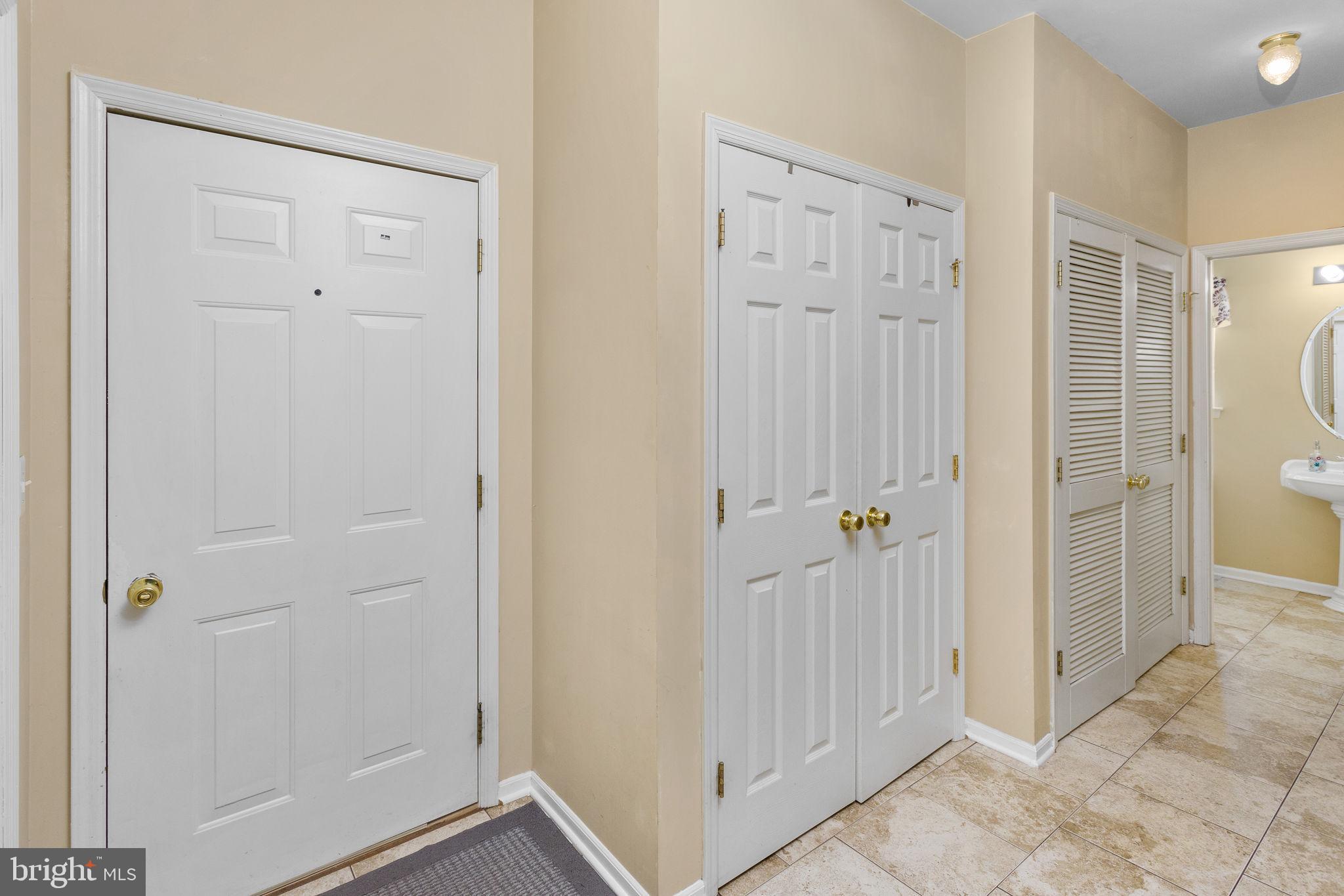 4535 Nottingham Way Hamilton, NJ 08690 - Photo 20 of 44 Gallery Image 20