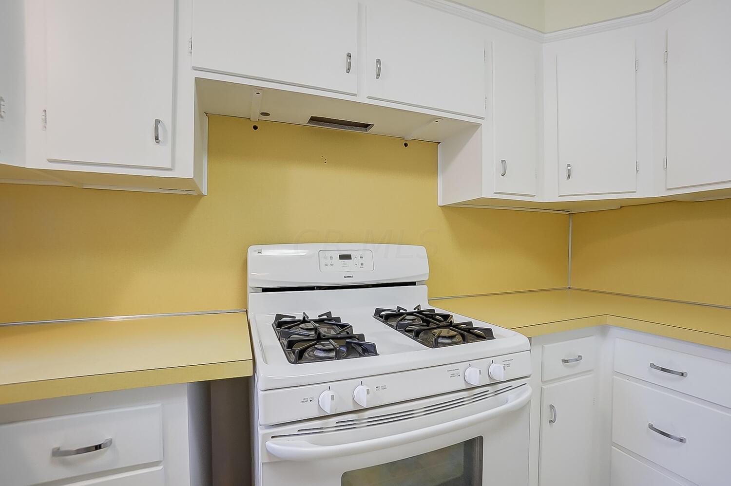 2017 Jervis Road Columbus, OH 43221 - Photo 13 of 40 50044179-014_web