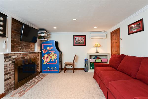 19 Volunteer Road Hingham, MA 02043 - Photo 17 of 19 Gallery Image 17