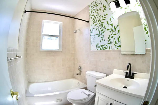 $2,995 | 620 Winters Street, West Palm Beach, FL 33405