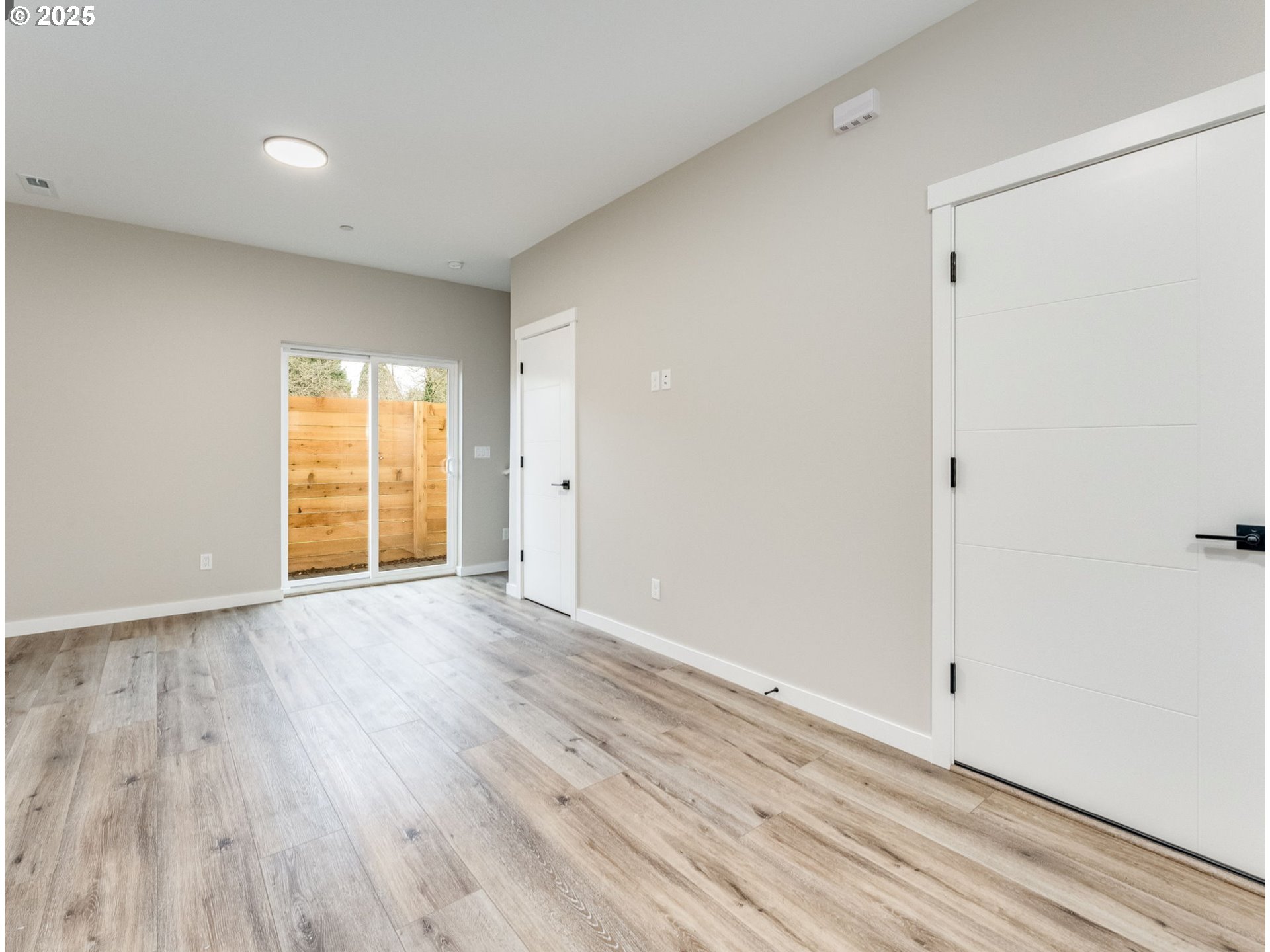 14372 Southeast Knight Street Portland, OR 97236 - Photo 15 of 20