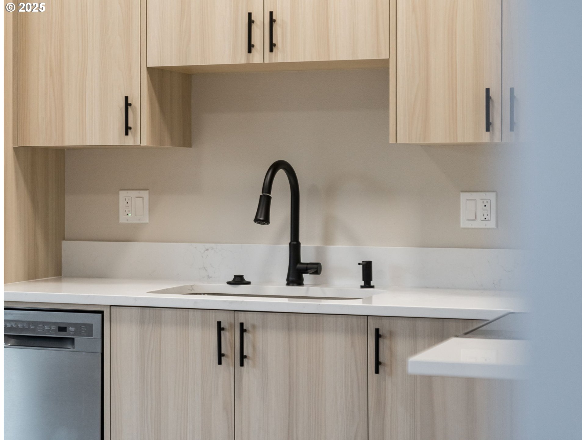 14372 Southeast Knight Street Portland, OR 97236 - Photo 7 of 20