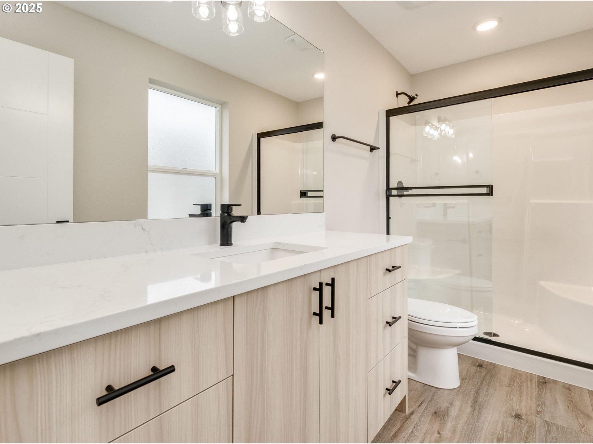 14372 Southeast Knight Street Portland, OR 97236 - Photo 9 of 20