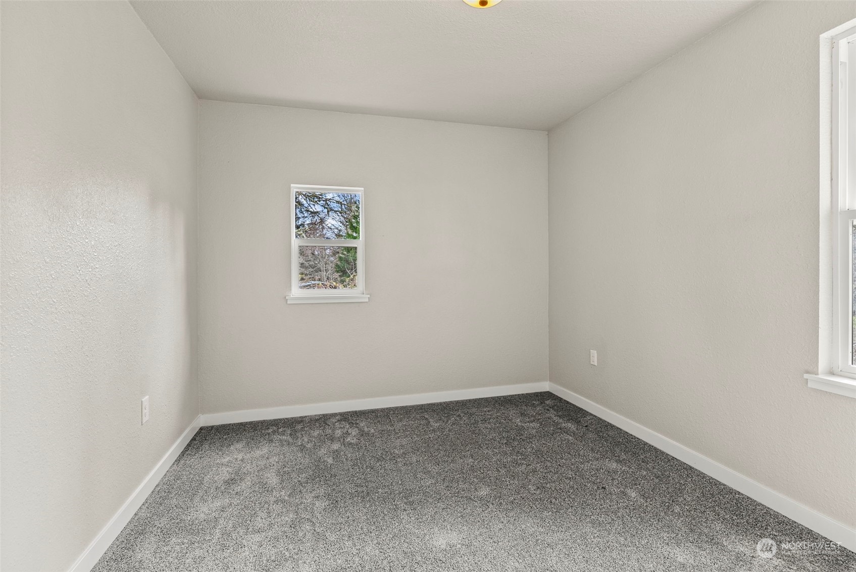 1541 Sightly Road Toutle, WA 98649 - Photo 16 of 30 an empty room with a window