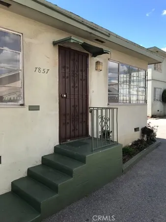 $2,600 | 7857 Crenshaw Boulevard, Los Angeles, CA 90043