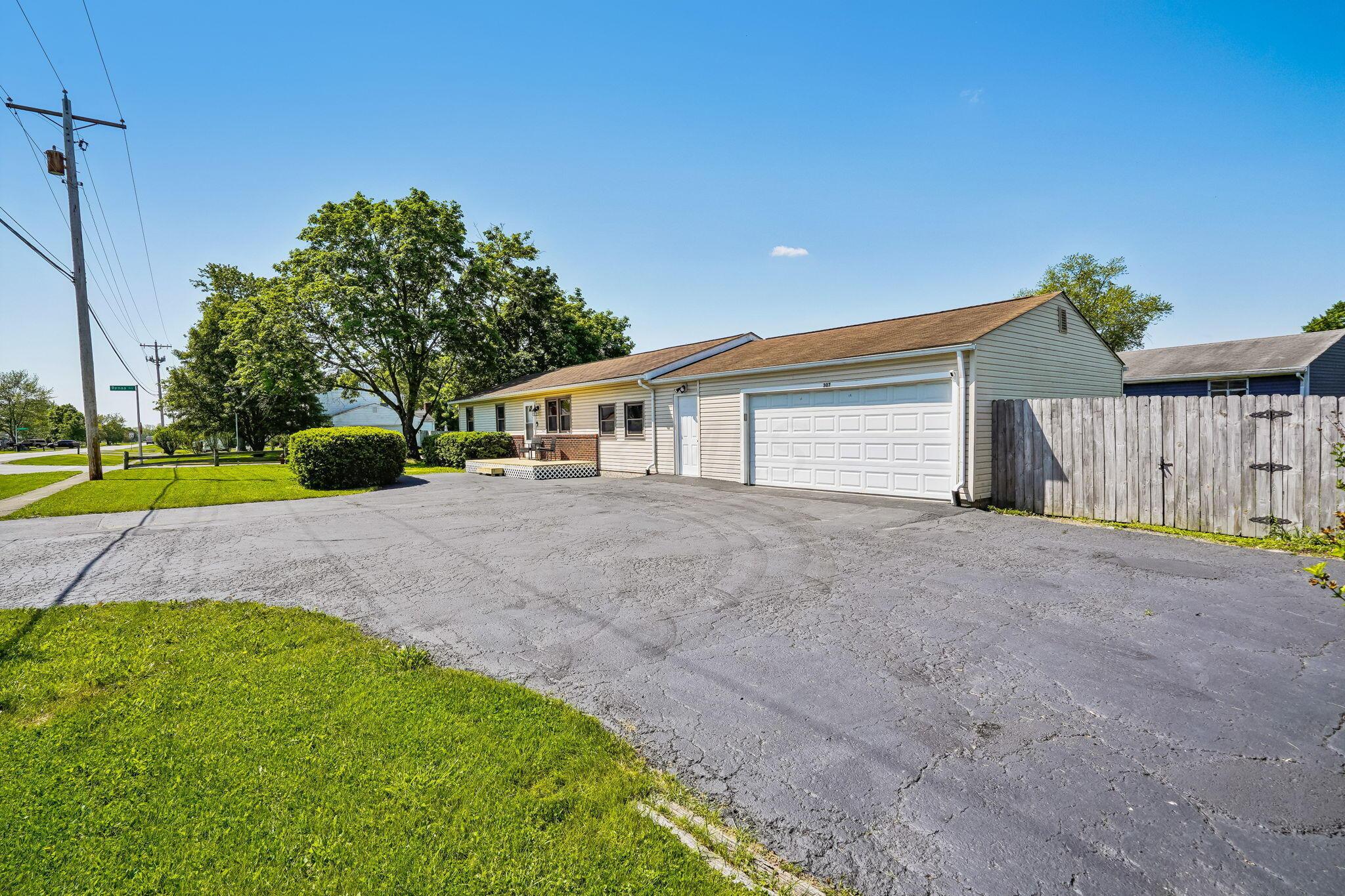 307 Hubbard Road Galloway, OH 43119 - Photo 4 of 54 4-web-or-mls-307-hubbard-rd