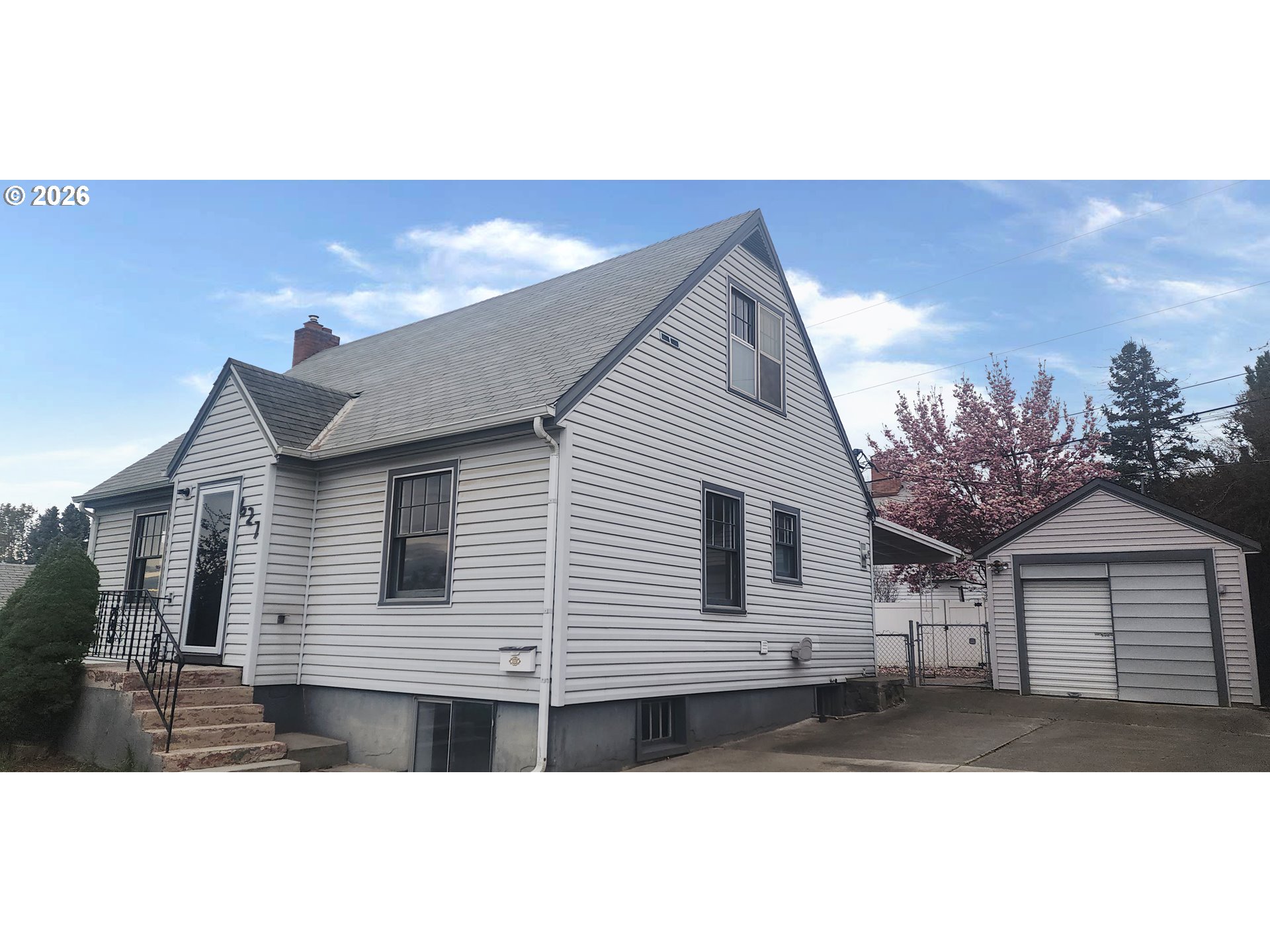 627 Northwest 9th Street Pendleton, OR 97801 - Photo 2 of 22